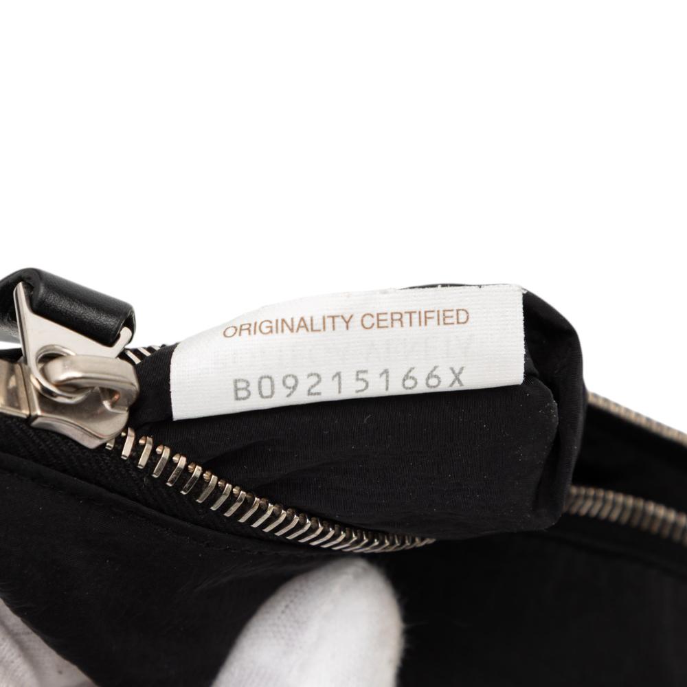 Bottega Veneta AB Bottega Veneta Black Calf Leather Stretch Paper skin Intrecciato Cassette Belt Bag Italy