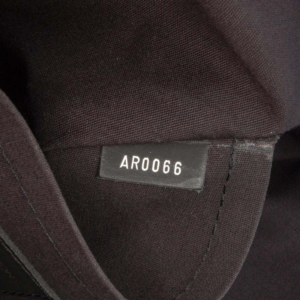 Louis Vuitton B Louis Vuitton Black Epi Leather Leather Epi Segur MM France