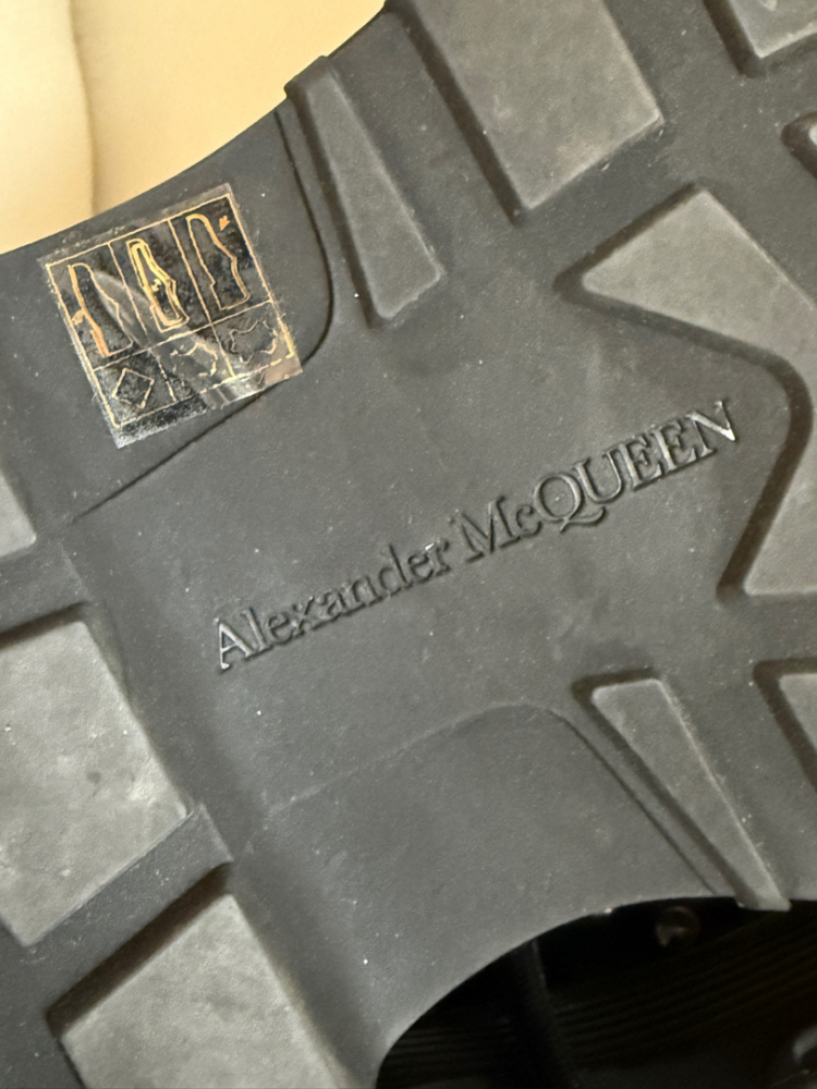 Alexander McQueen Boots cloué