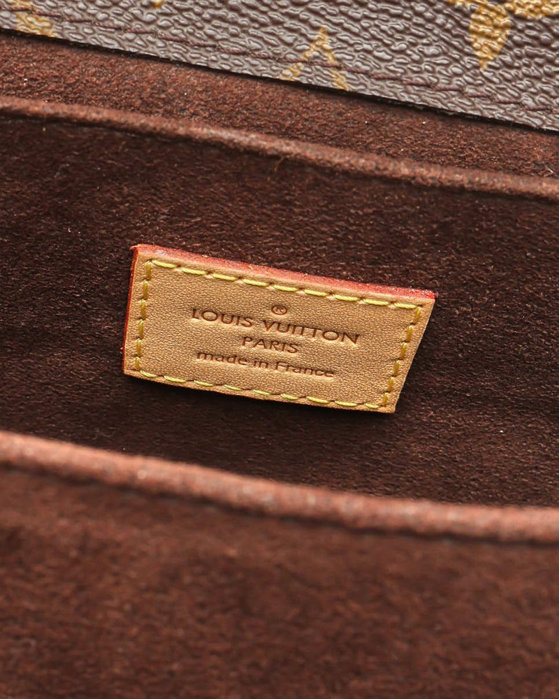 Louis Vuitton Monogram Pochette Metis Bag