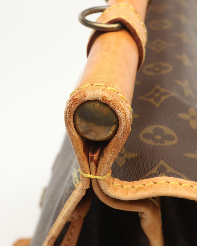Louis Vuitton Monogram Sac Chasse Hunting Bag