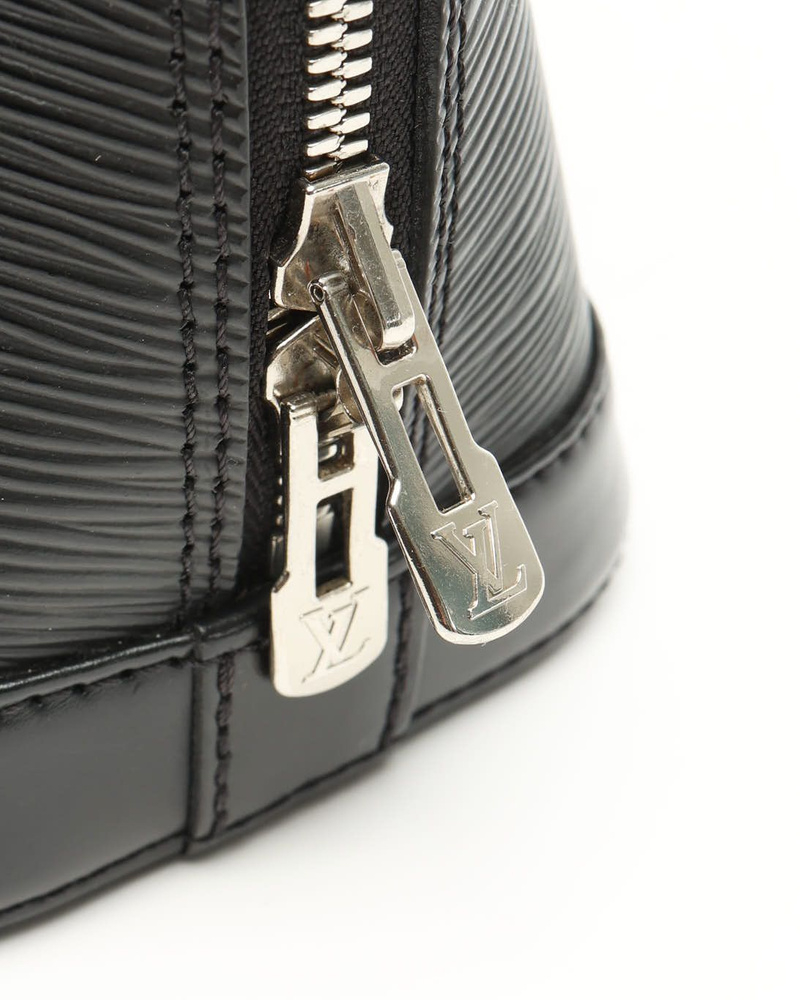 Louis Vuitton Epi Alma BB Bag