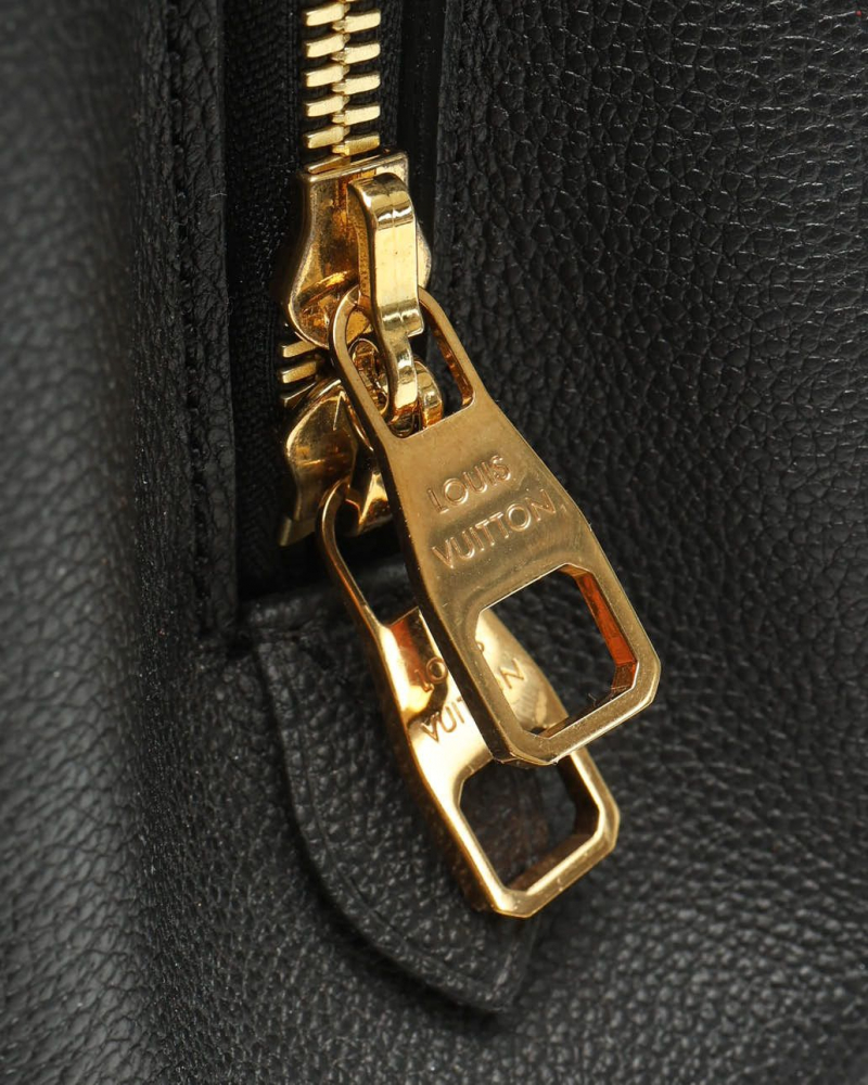 Louis Vuitton Empreinte Montaigne MM Bag