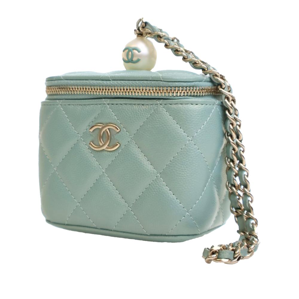 Chanel Green Mini Quilted Iridescent Caviar Pearl On Top Vanity Case With Chain Italy