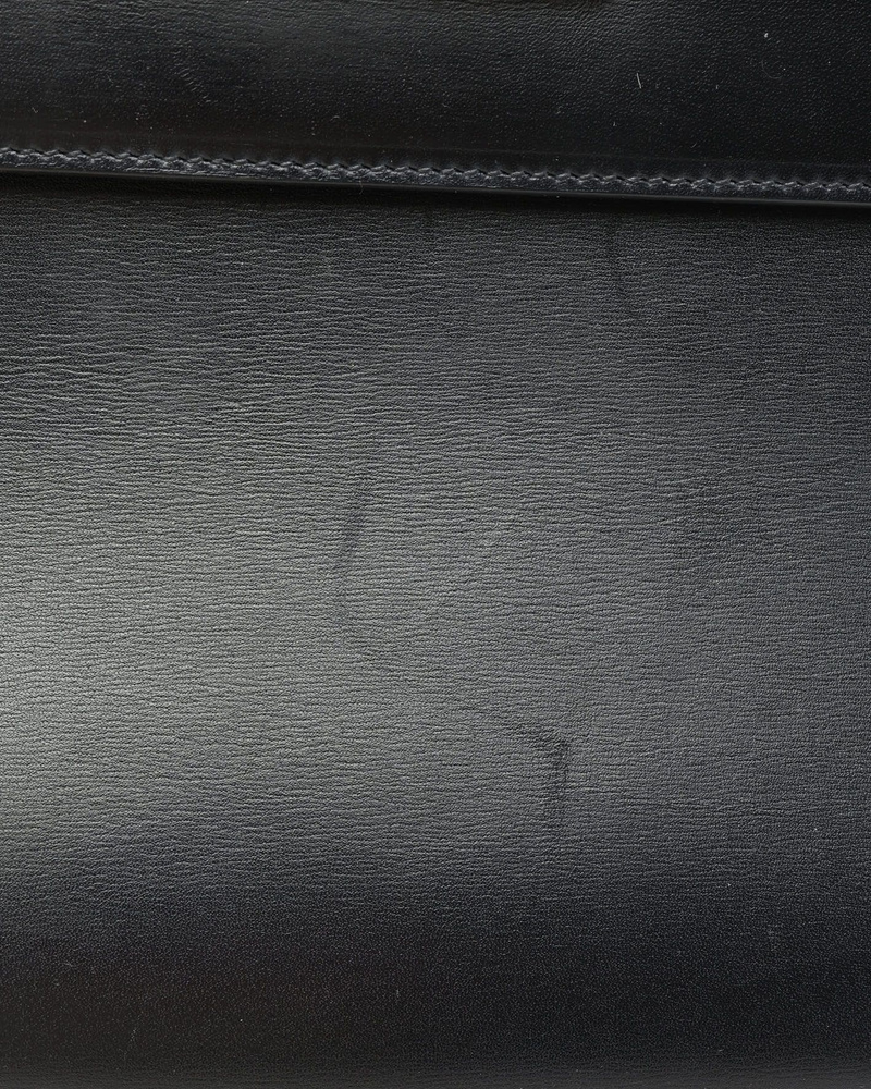 Saint Laurent Manhattan Baguette Shoulder Bag