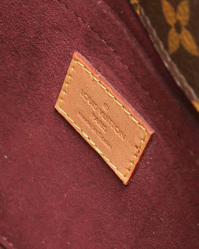 Louis Vuitton Monogram Montaigne MM Bag