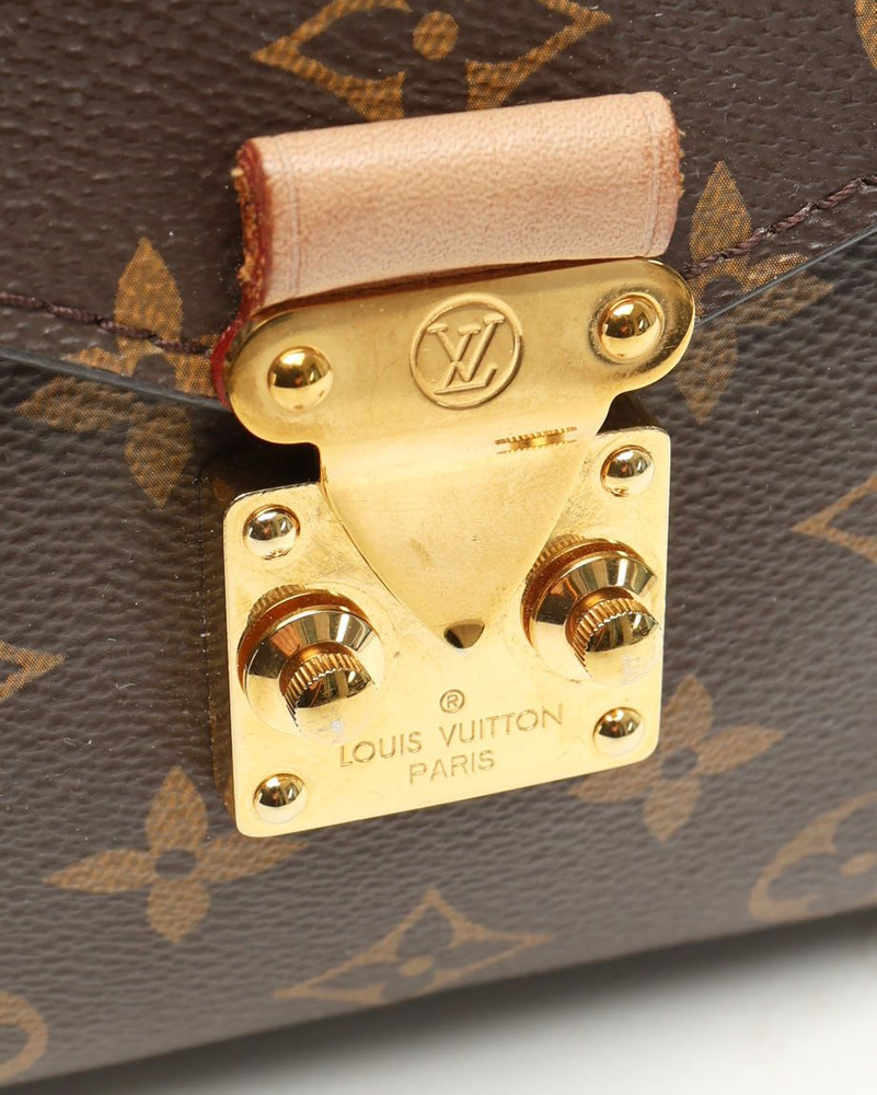 Louis Vuitton Monogram Pochette Metis Bag