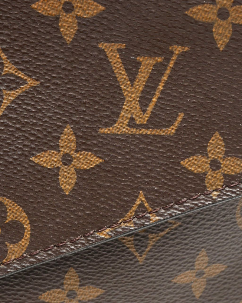 Louis Vuitton Monogram Pochette Metis Bag
