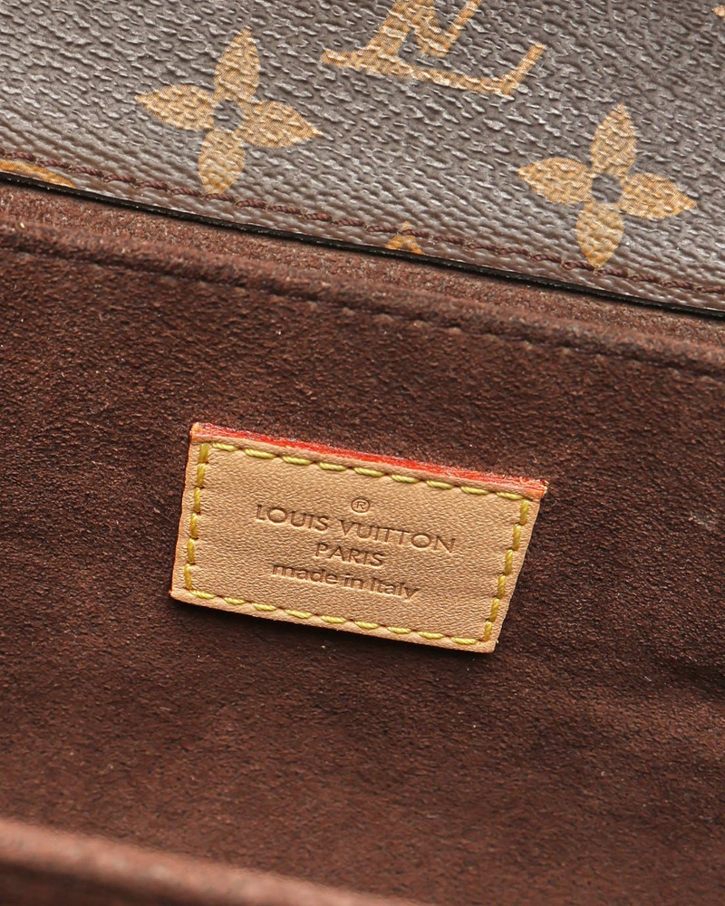 Louis Vuitton Monogram Pochette Metis Bag