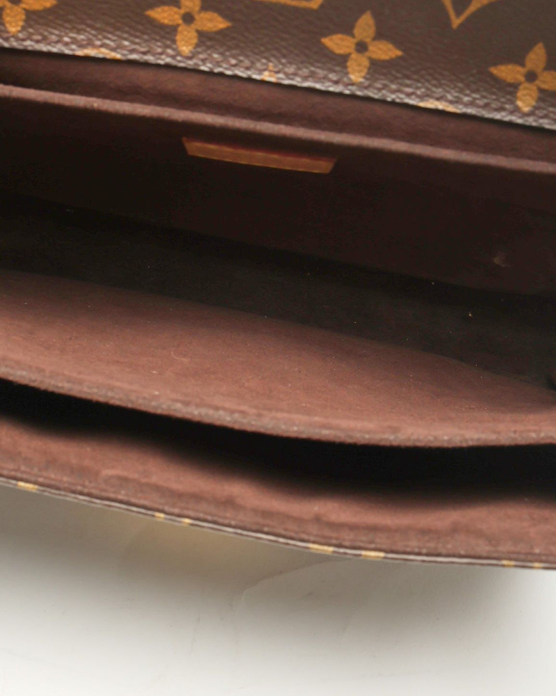 Louis Vuitton Monogram Pochette Metis Bag