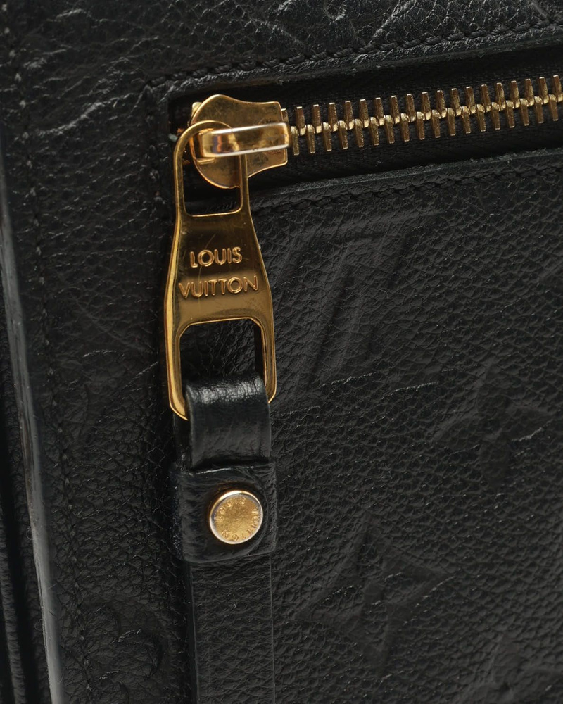 Louis Vuitton Monogram Empreinte Pochette Metis Bag