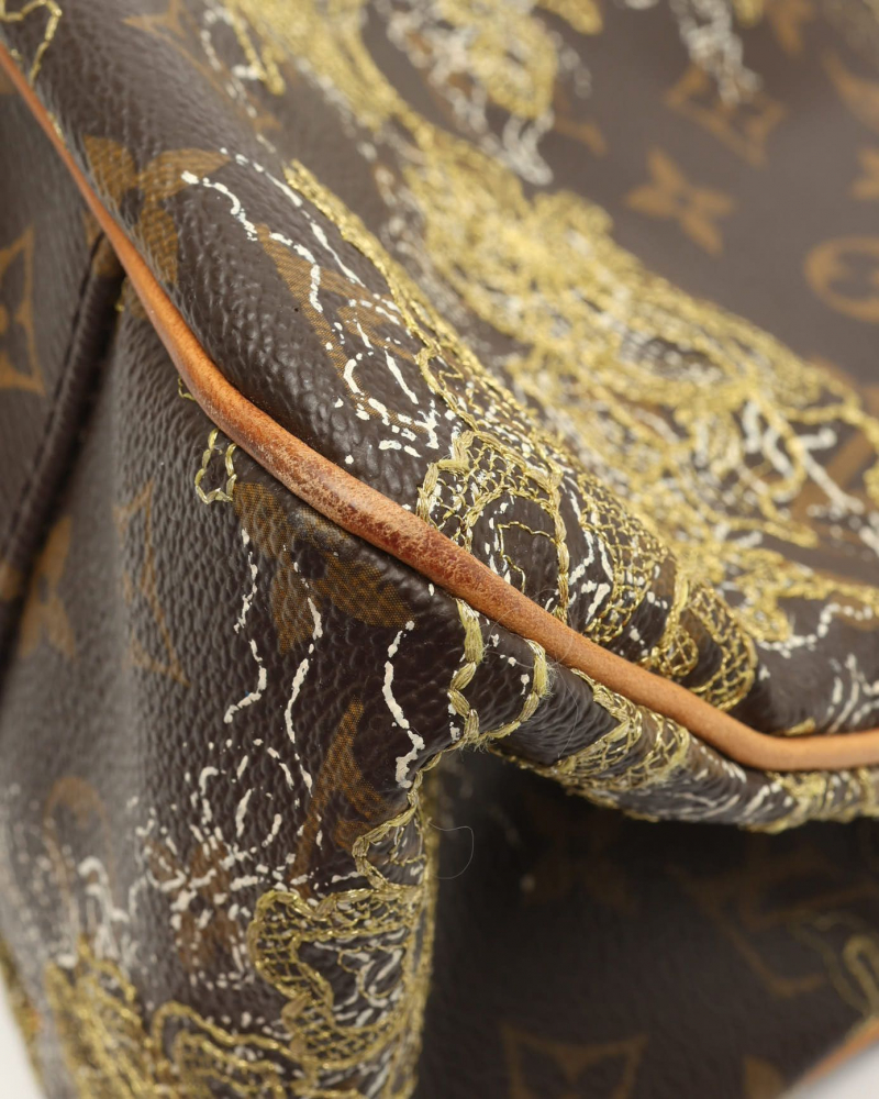 Louis Vuitton Limited Edition Gold Dentelle Batignolles Horizontal Bag