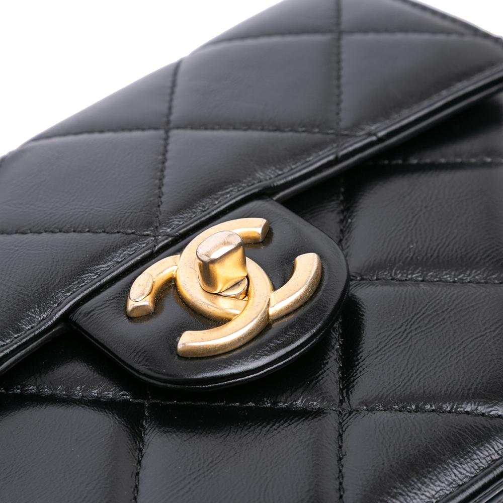 Chanel AB Chanel Black Calf Leather CC Quilted skin Round Moon Messenger Flap Italy