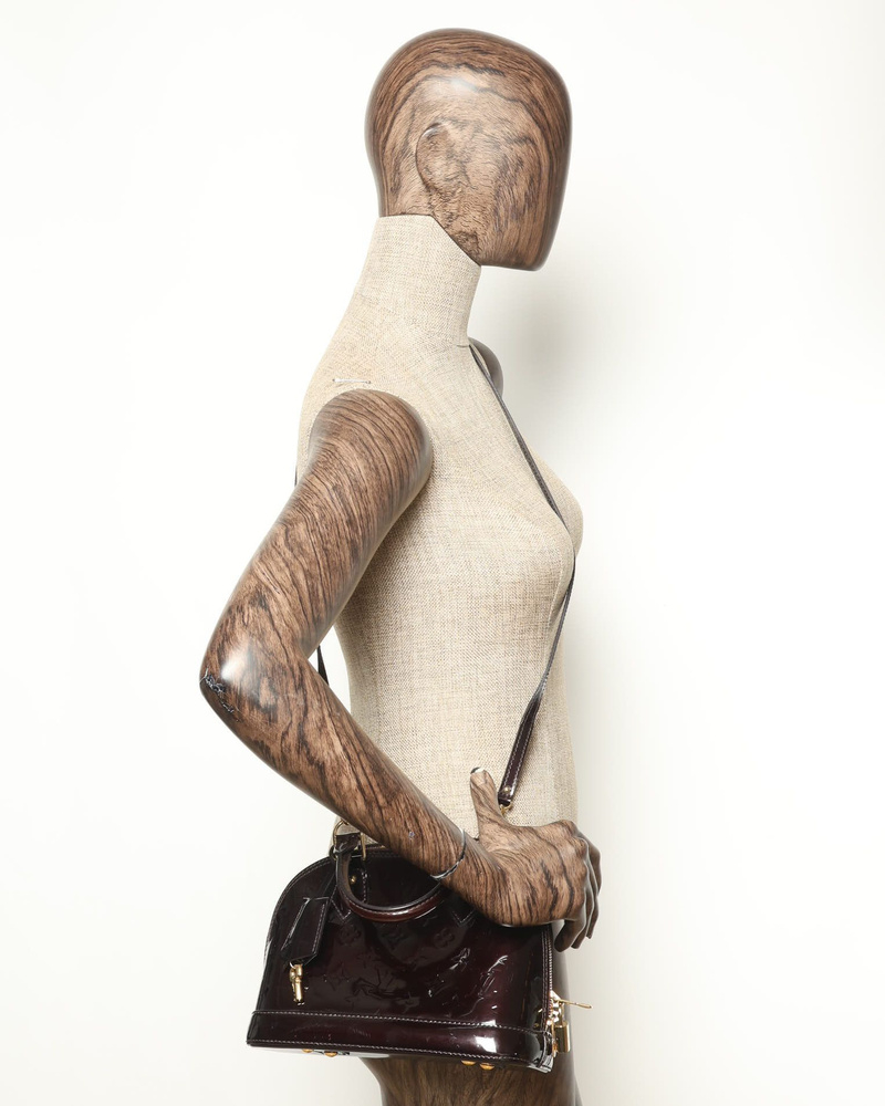 Louis Vuitton Vernis Alma BB Bag