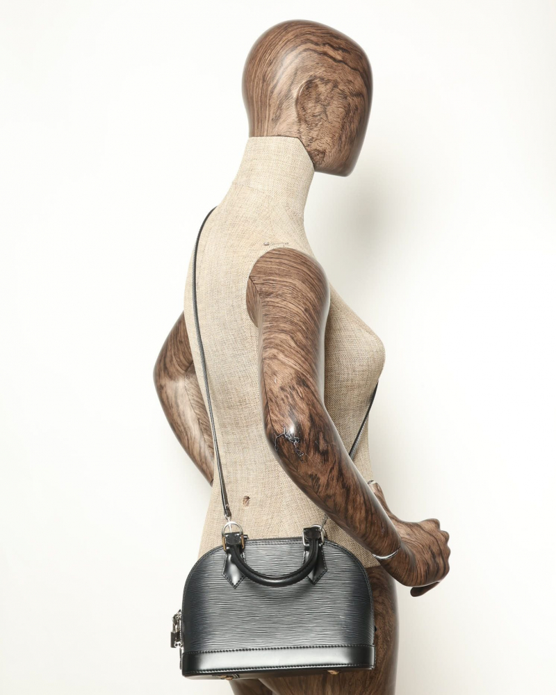 Louis Vuitton Epi Alma BB Bag