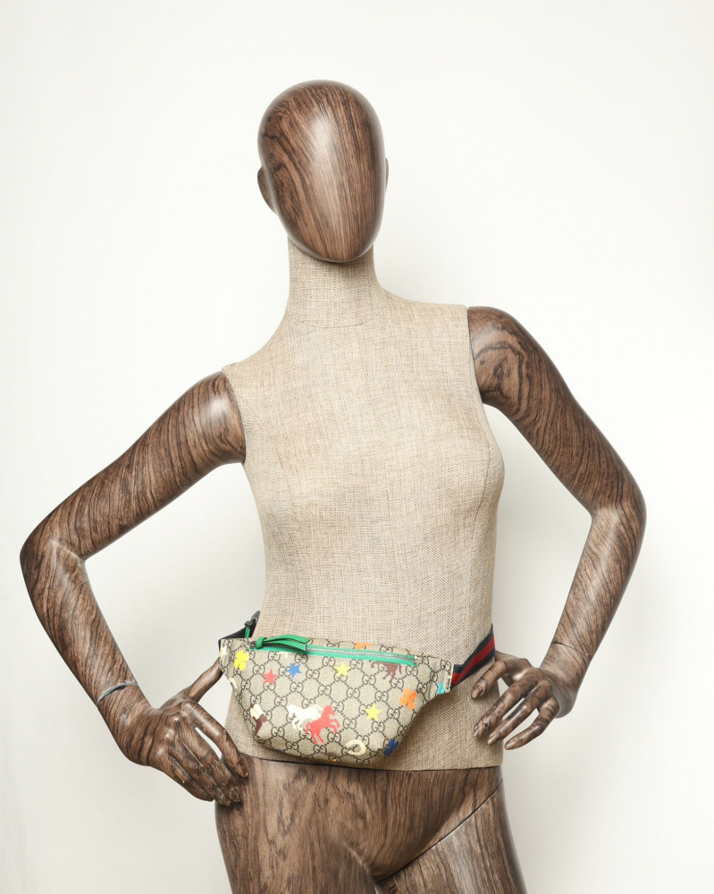 Gucci GG Supreme Belt Bag