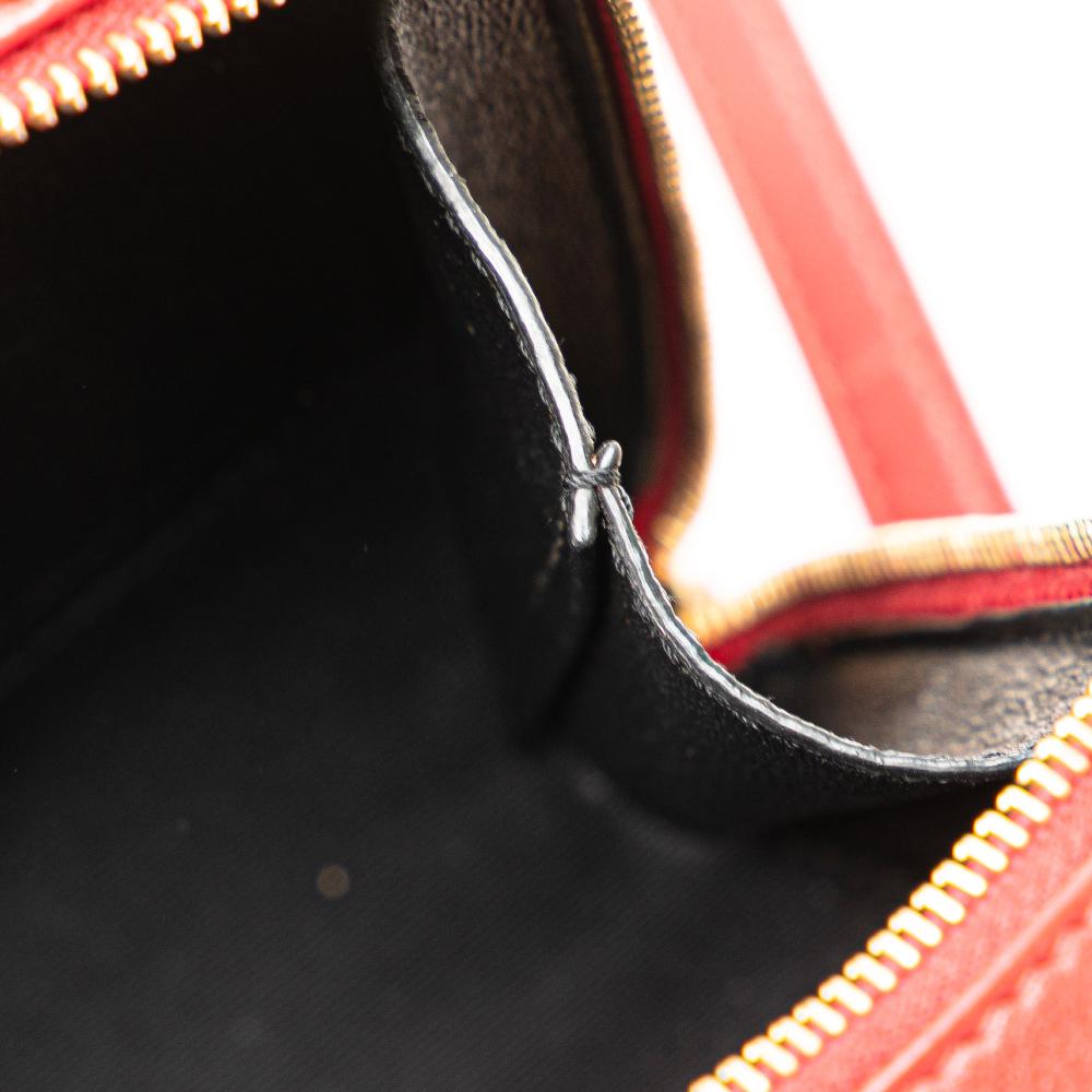 Saint Laurent B Saint Laurent Red Lambskin Leather Leather Toy Lambskin Vicky Crossbody Italy