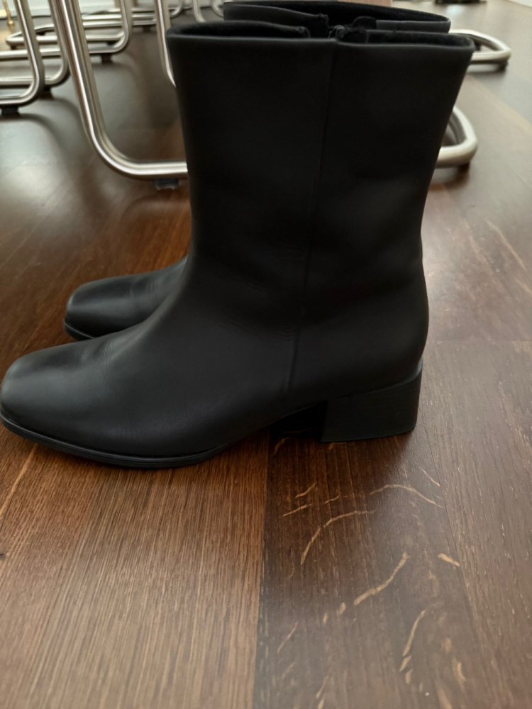 Gabor Elegant ankle boots
