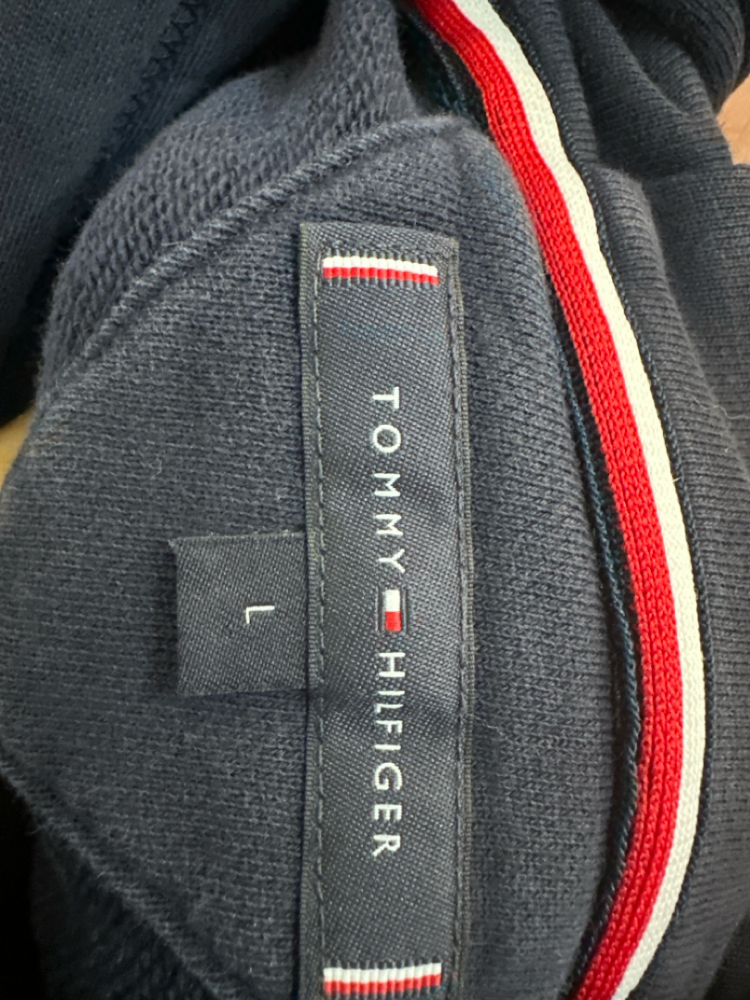 Tommy Hilfiger 