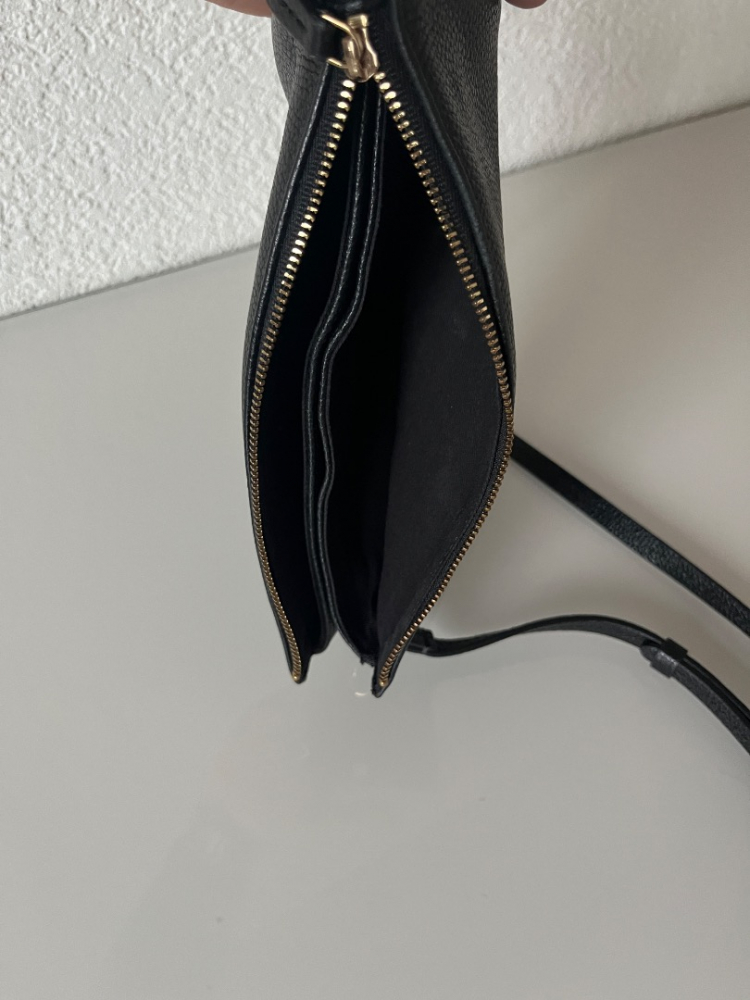 & other stories Pochette cuir