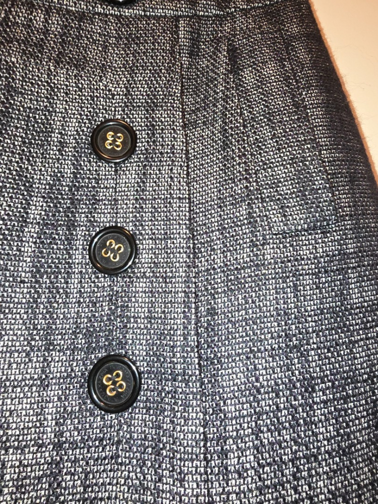 BCBG Max Azria Elegant preppy skirt - luxury feminine