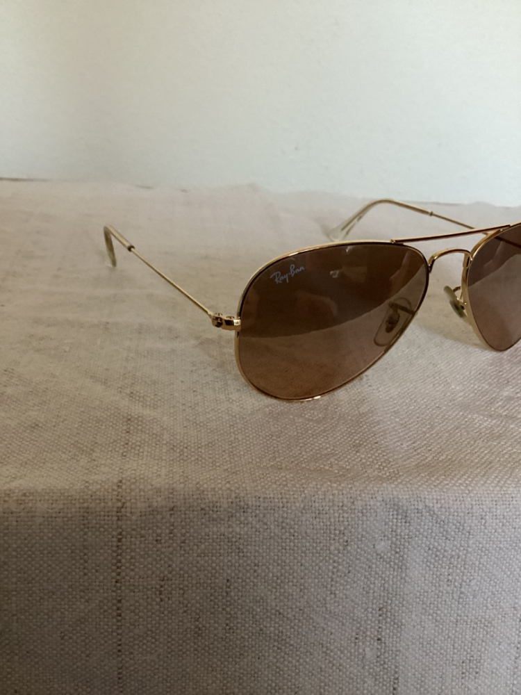 Ray-Ban Aviator gradient