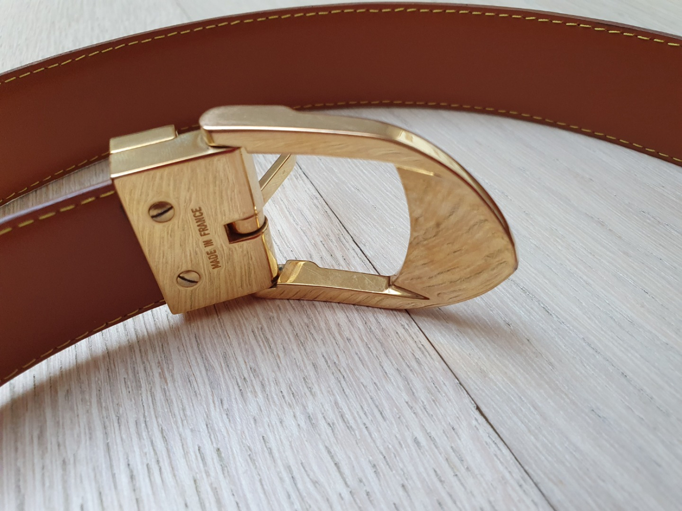 Louis Vuitton Kamelfarbenes Episleder