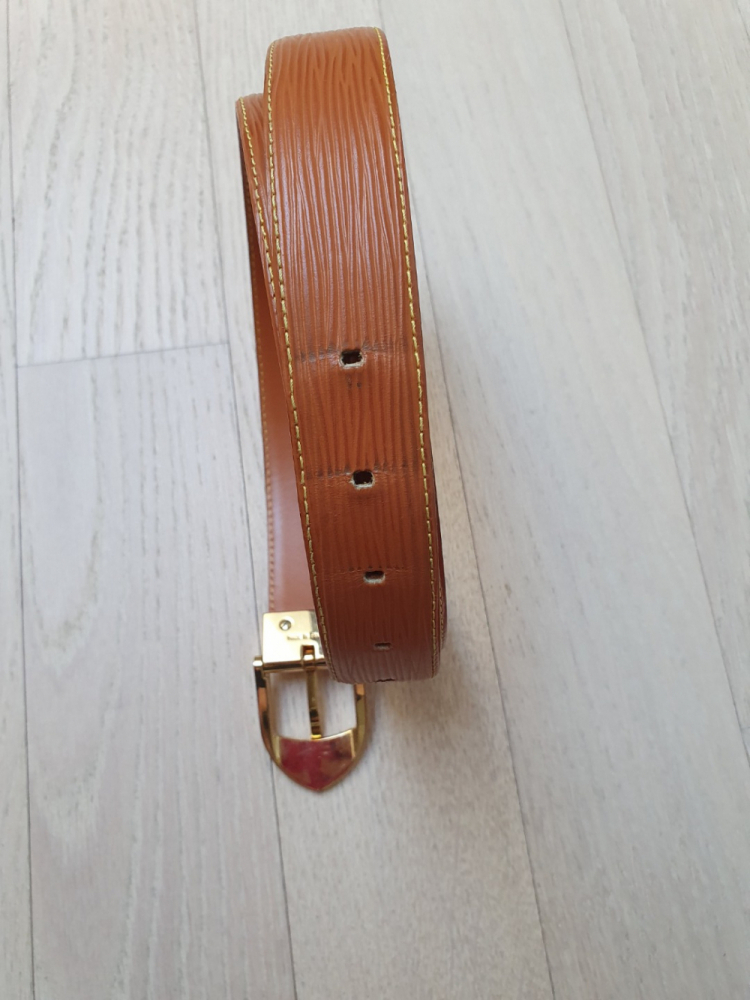 Louis Vuitton Kamelfarbenes Episleder