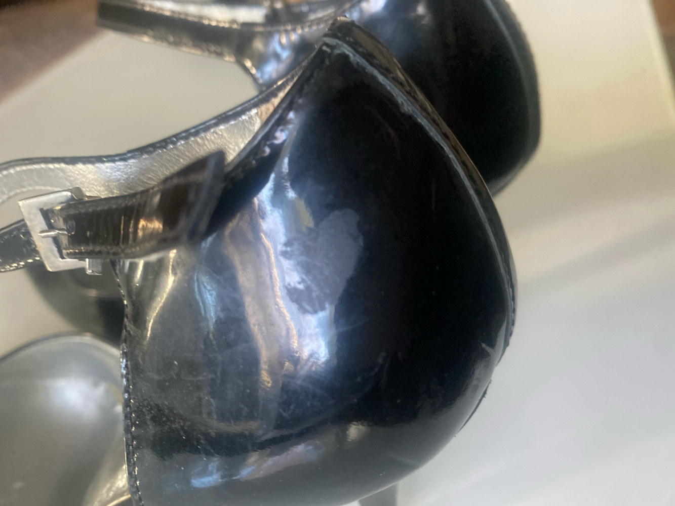 Maison Michel Cuir verni