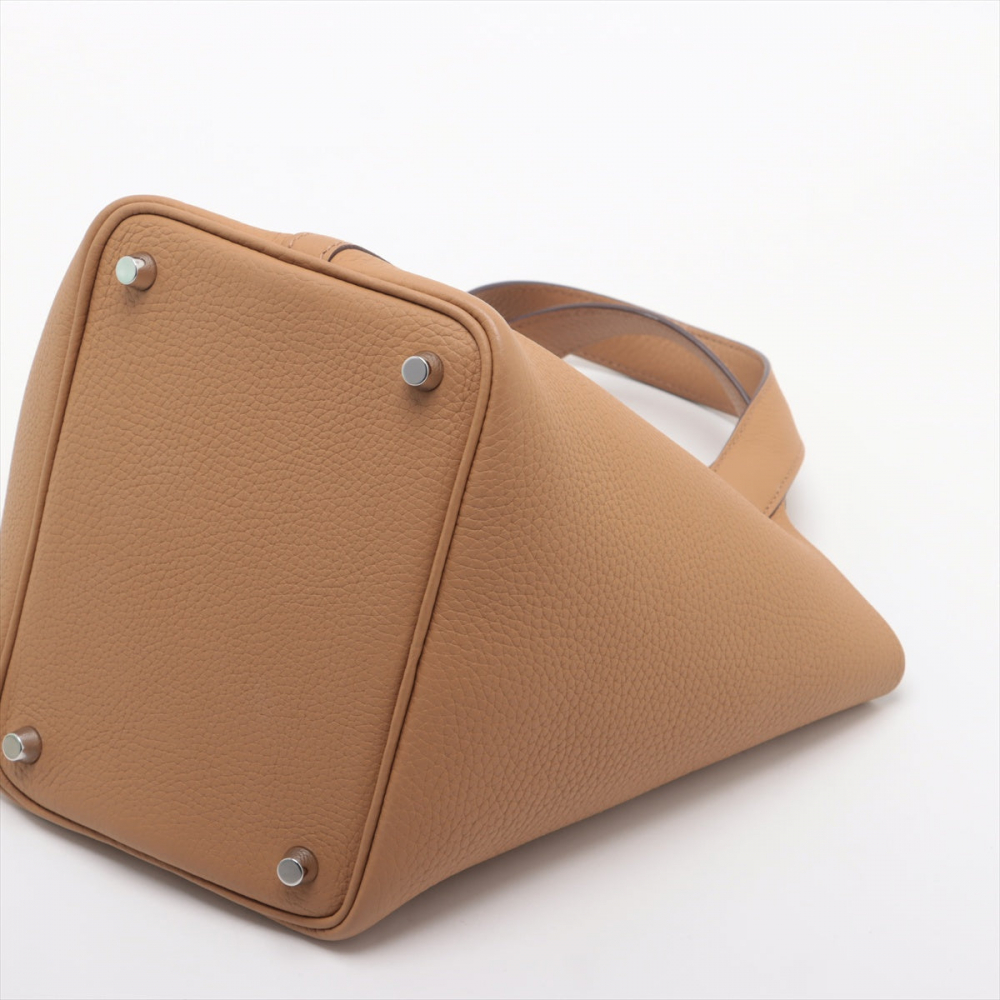 Hermès Picotin 18 Taurillon Clemence Leather Lock Bucket Handbag Biscuit