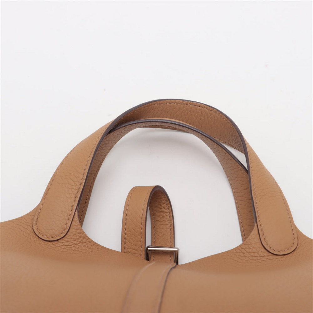 Hermès Picotin 18 Taurillon Clemence Leather Lock Bucket Handbag Biscuit