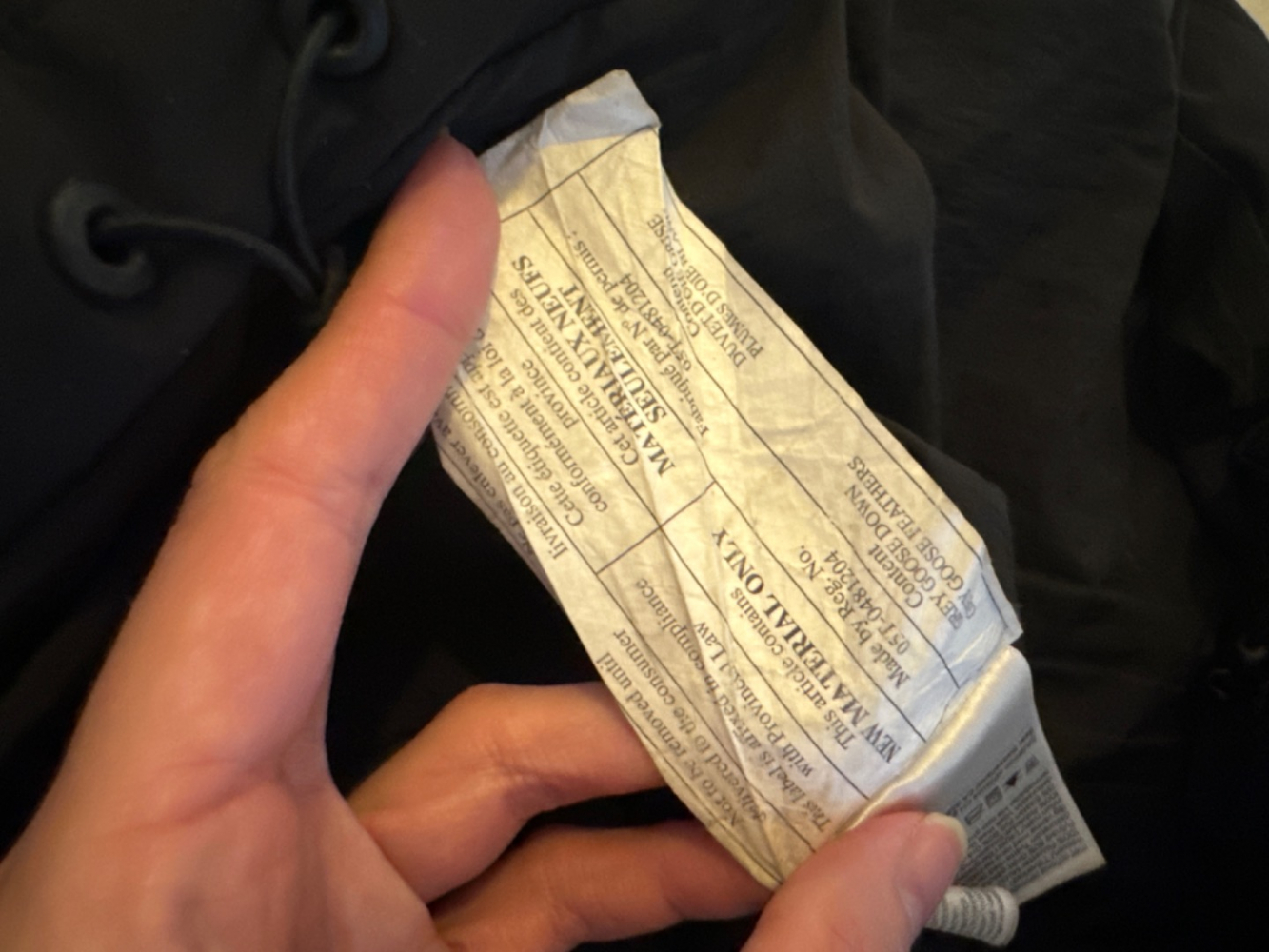 Lululemon Schwarzer Wintermantel