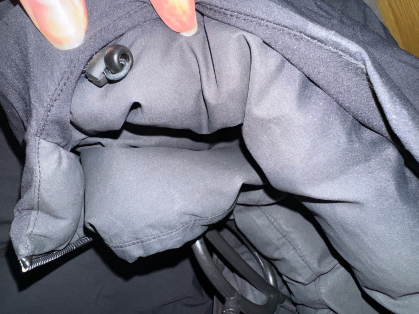 Lululemon Schwarzer Wintermantel