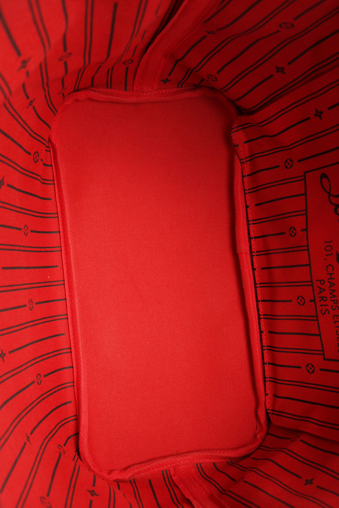 Louis Vuitton Damier Neverfull MM Tote Bag