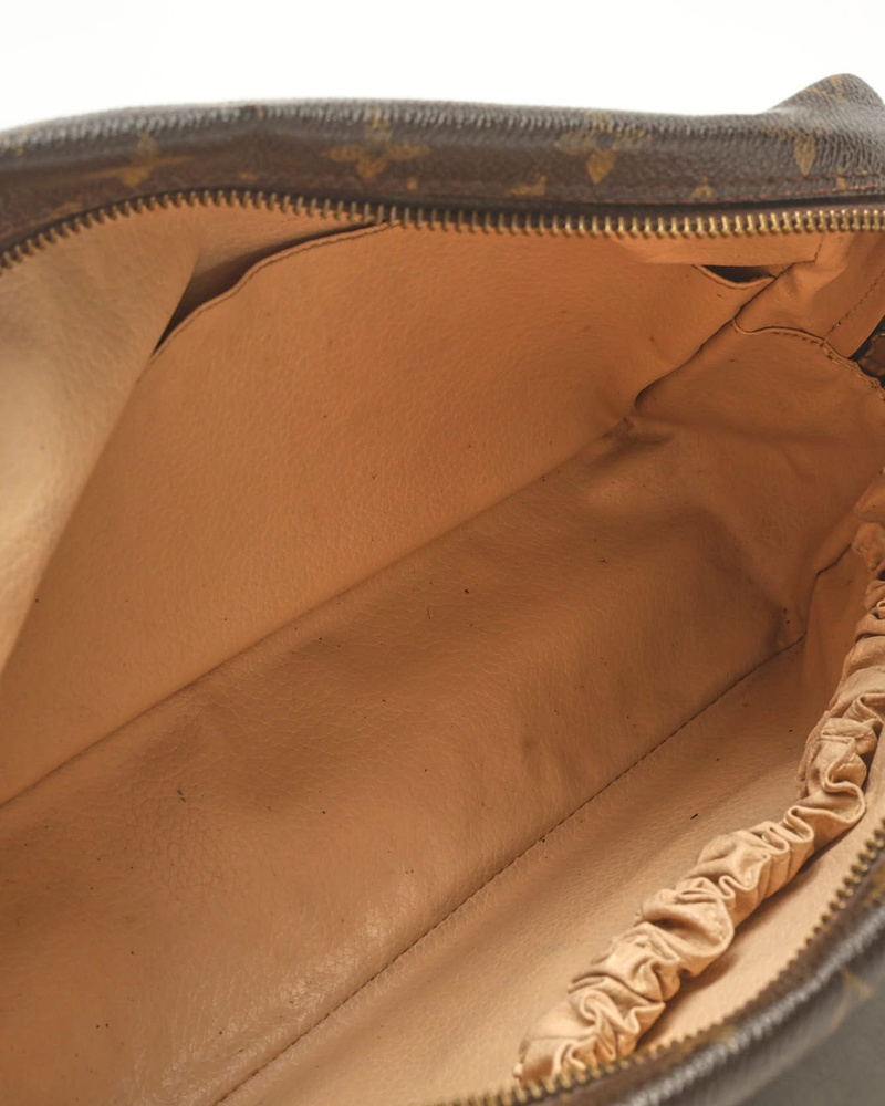 Louis Vuitton Monogram Trousse Toilette 28