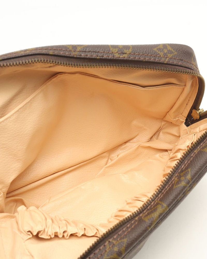 Louis Vuitton Monogram Trousse Toilette 23