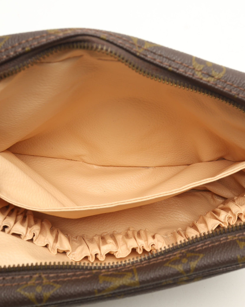 Louis Vuitton Monogram Trousse Toilette 23