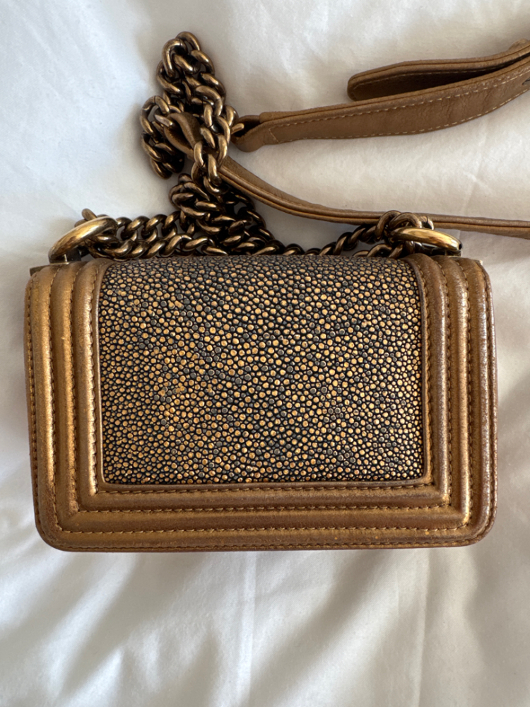 Chanel Sac Micro Boy