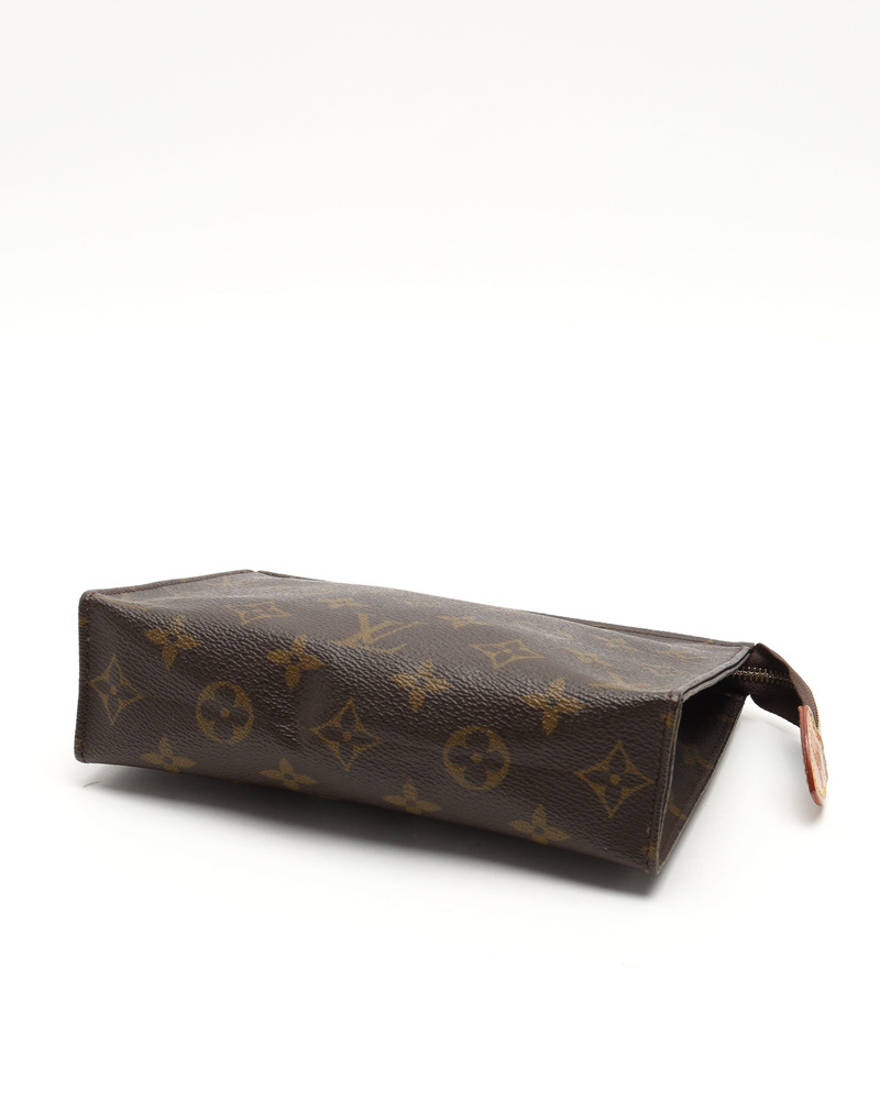 Louis Vuitton Monogram Toiletry Pouch 19