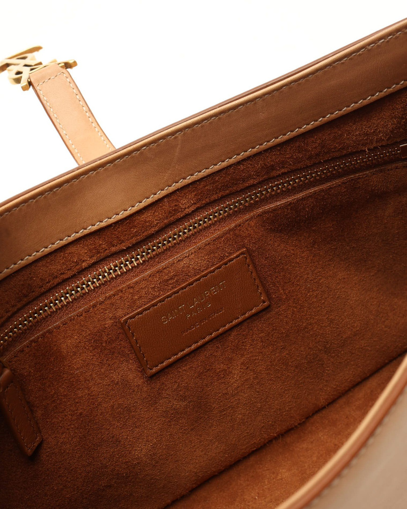 Saint Laurent Le 5 à 7 Hobo Bag