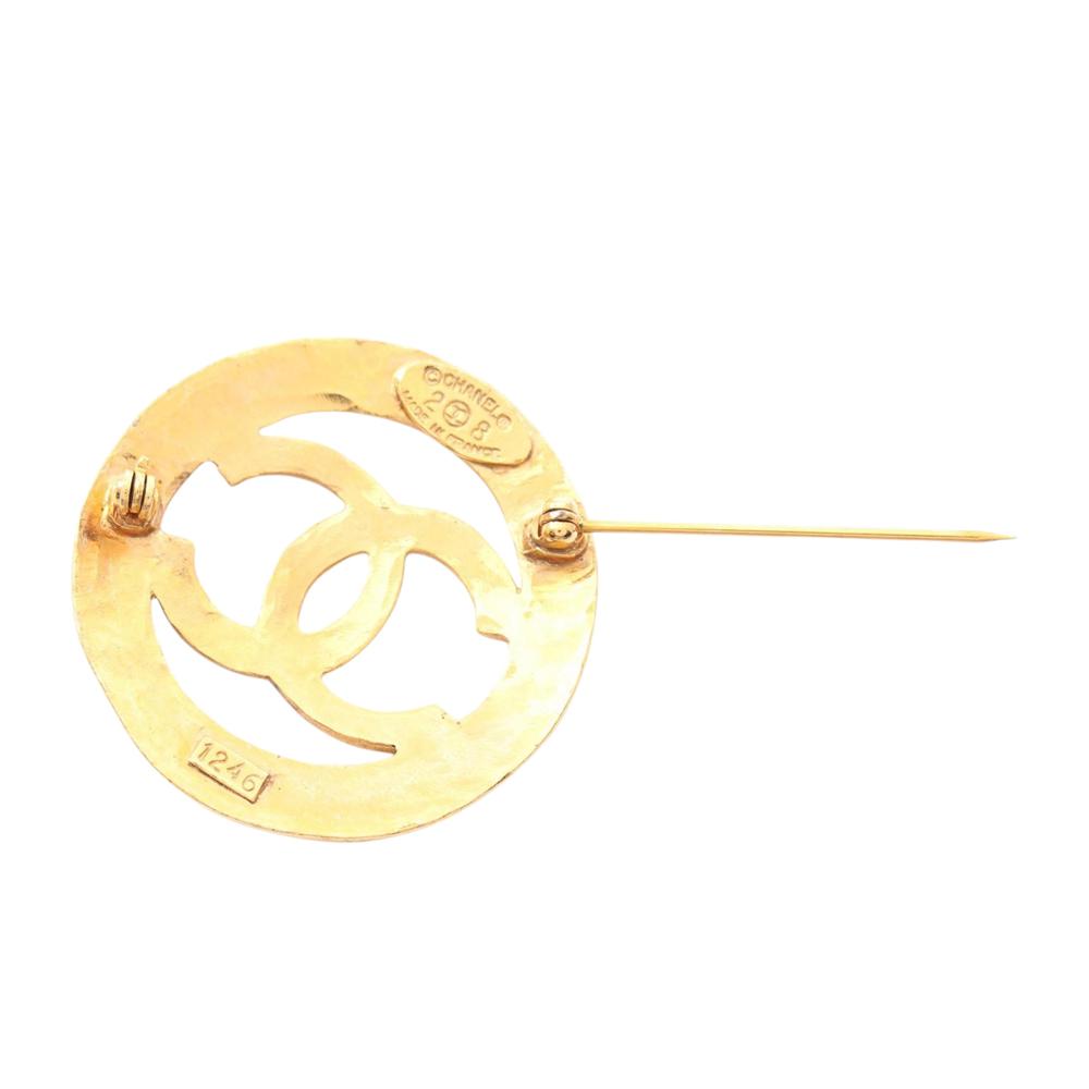 Chanel B Chanel Gold Gold Plated Metal CC Round Brooch France