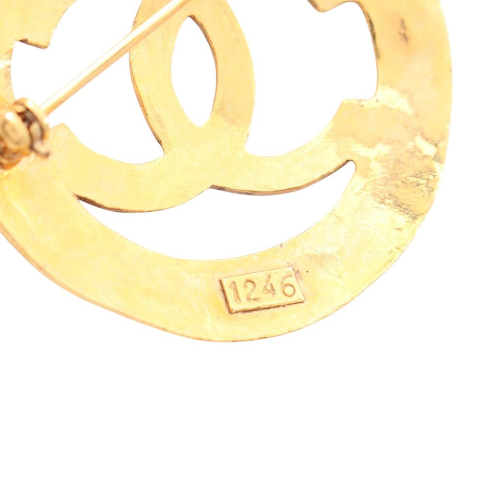 Chanel B Chanel Gold Gold Plated Metal CC Round Brooch France