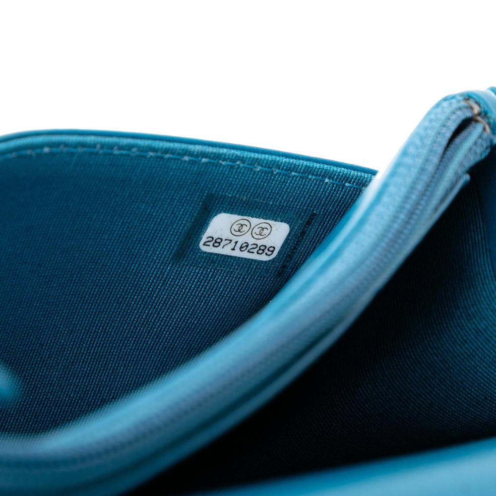 Chanel B Chanel Blue Calf Leather Quilted Aged skin Gabrielle Wallet On Chain Italy