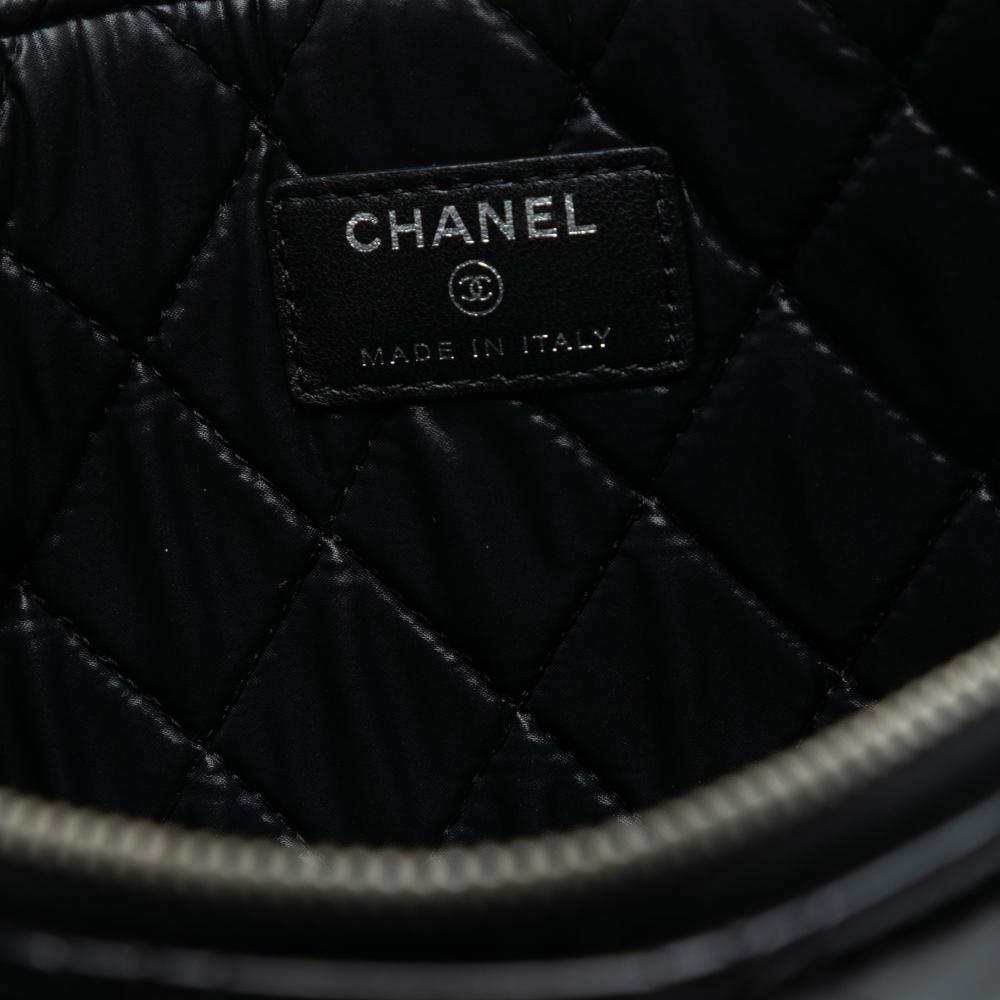 Chanel AB Chanel Black Patent Leather Leather Medium Quilted Patent Double Stitch O Case Clutch Italy