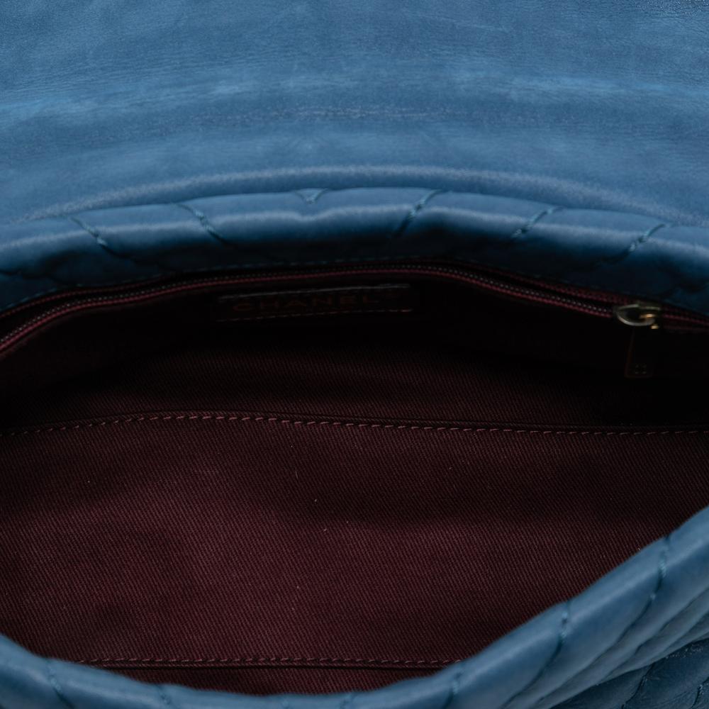 Chanel B Chanel Blue Calf Leather Medium Chevron Iridescent skin Surpique Flap Italy