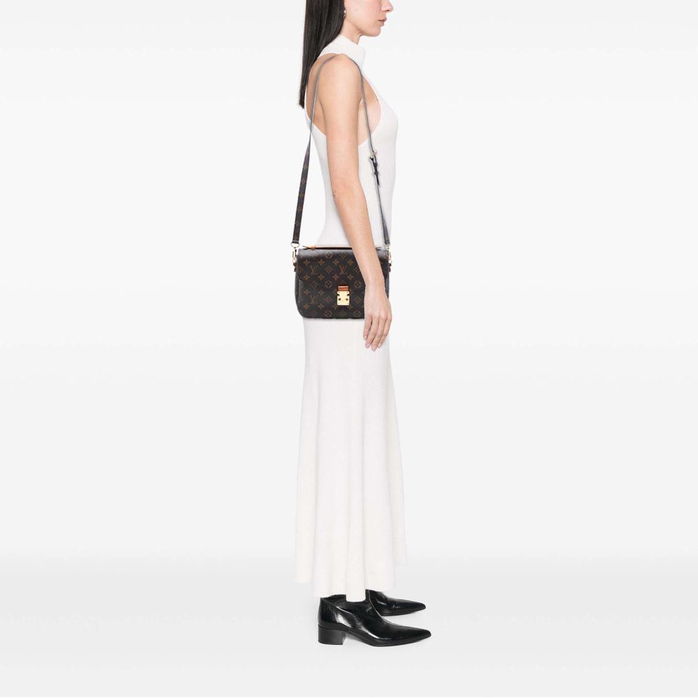 Louis Vuitton B Louis Vuitton Brown Monogram Canvas Fabric Monogram Pochette Metis France