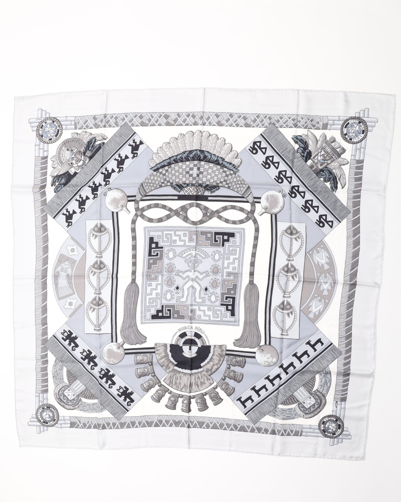 Hermès 90 Huaca Piru Silk Scarf