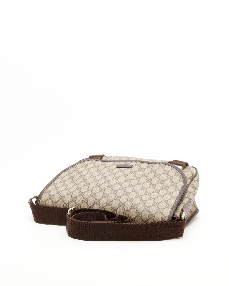 Gucci GG Supreme Messenger Bag