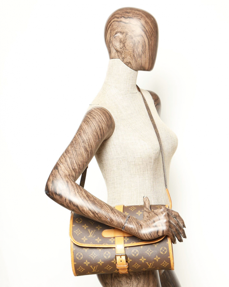 Louis Vuitton Monogram Marne Shoulder Bag