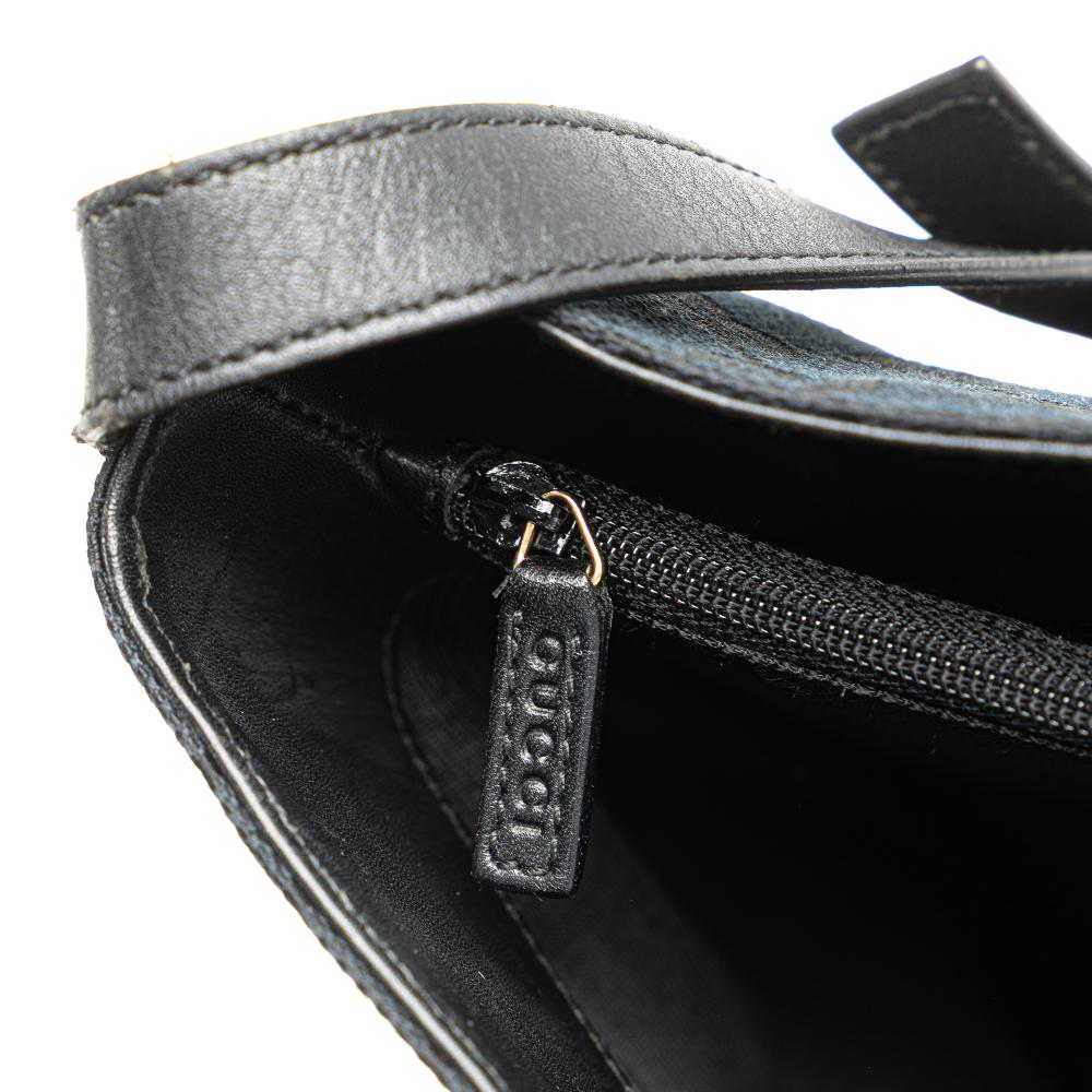 Gucci B Gucci Blue Navy Canvas Fabric GG Shoulder Bag Italy